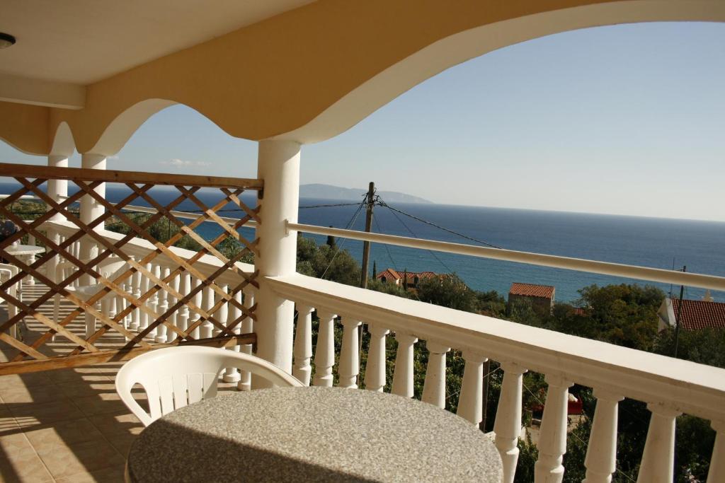 Marinos Studios At Lourdata Village Quarto foto