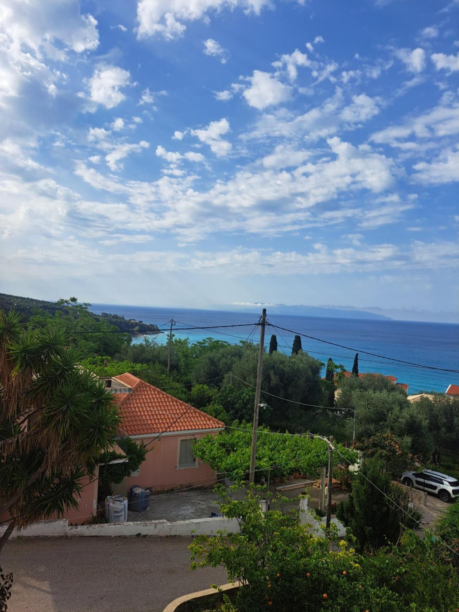 Marinos Studios At Lourdata Village Exterior foto